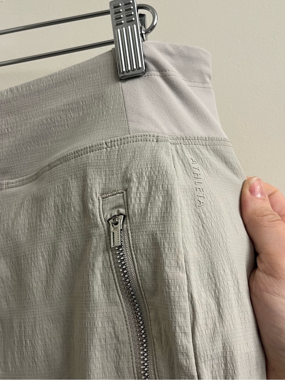 Athleta Trekkie North Joggers Size 10 Tall - Picture 10 of 13